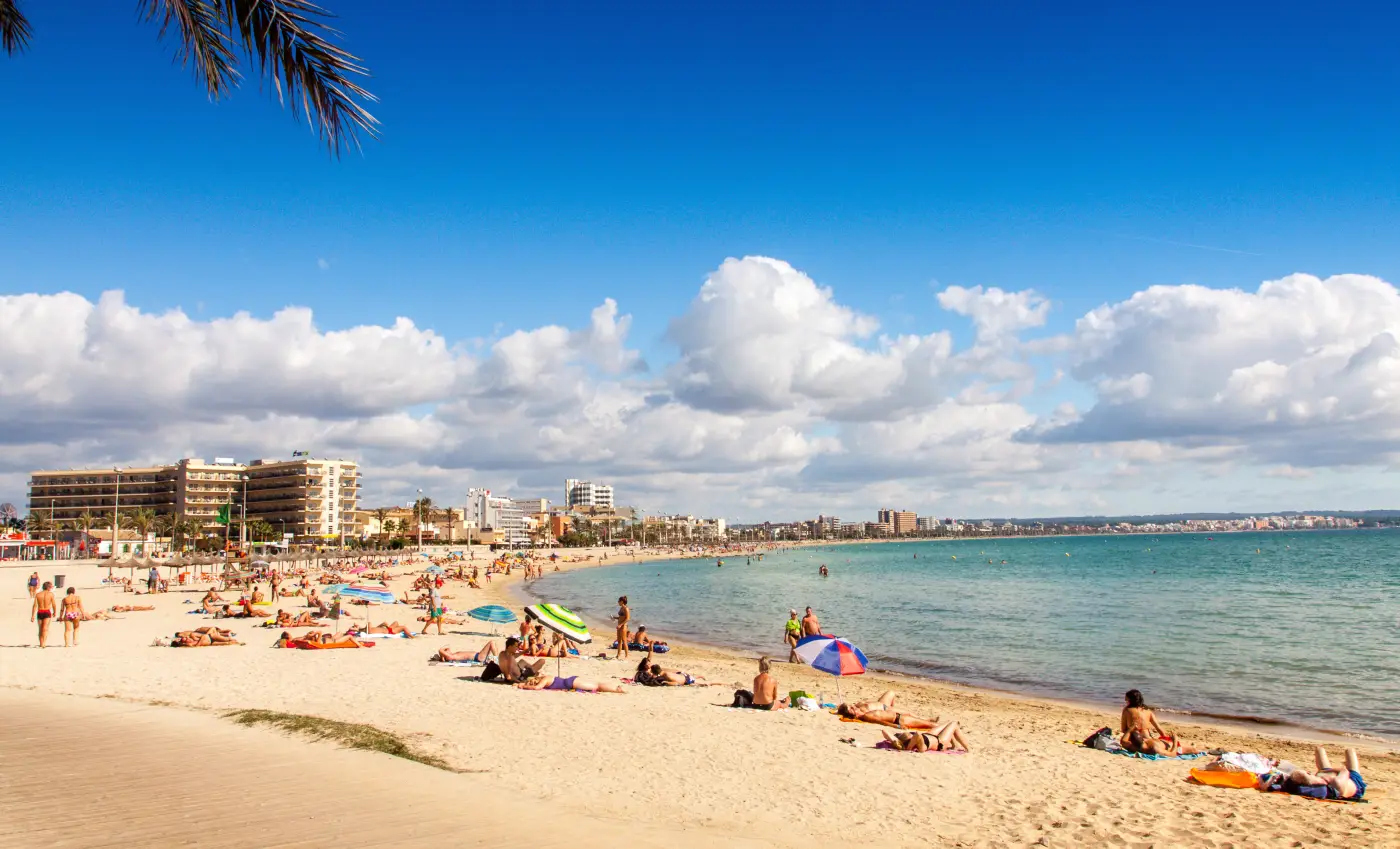 Playa de Palma in de warmste kant van Mallorca, de zuidkust
